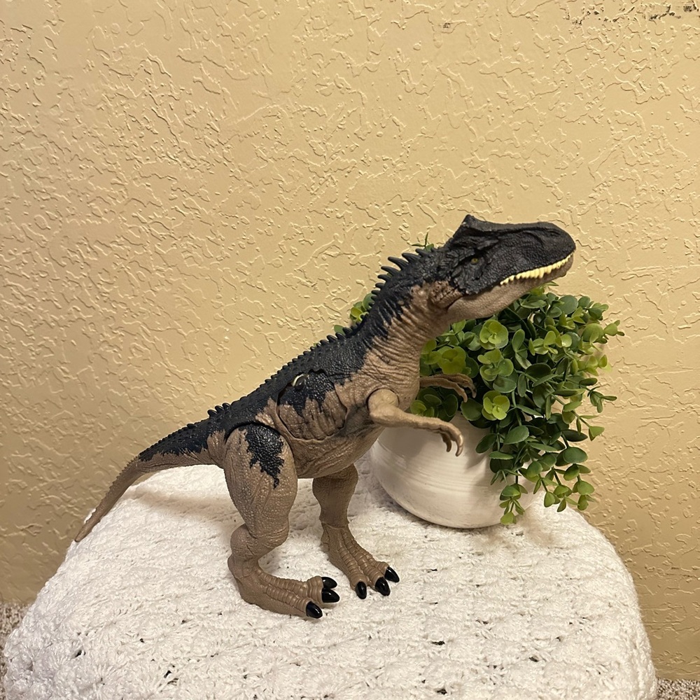 Jurassic World Dominion Extreme Damage Roarin' Allosaurus HFK06 Dinosaur Mattel - Picture 8 of 14